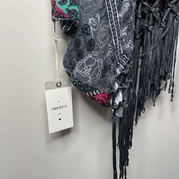 FOREVER 21 Sleeveless Top Womens S/M Open Cardigan NEW Fringe Detail Lightweight - Picture 9 of 9